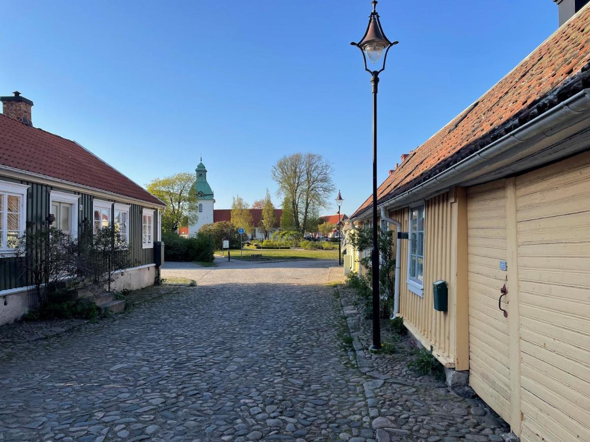 Charmigt Boende Med Perfekt Laege I Gamla Stan Falkenberg Esterno foto