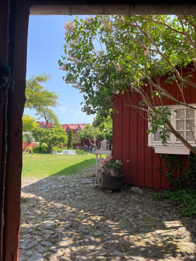 Charmigt Boende Med Perfekt Laege I Gamla Stan Falkenberg Esterno foto
